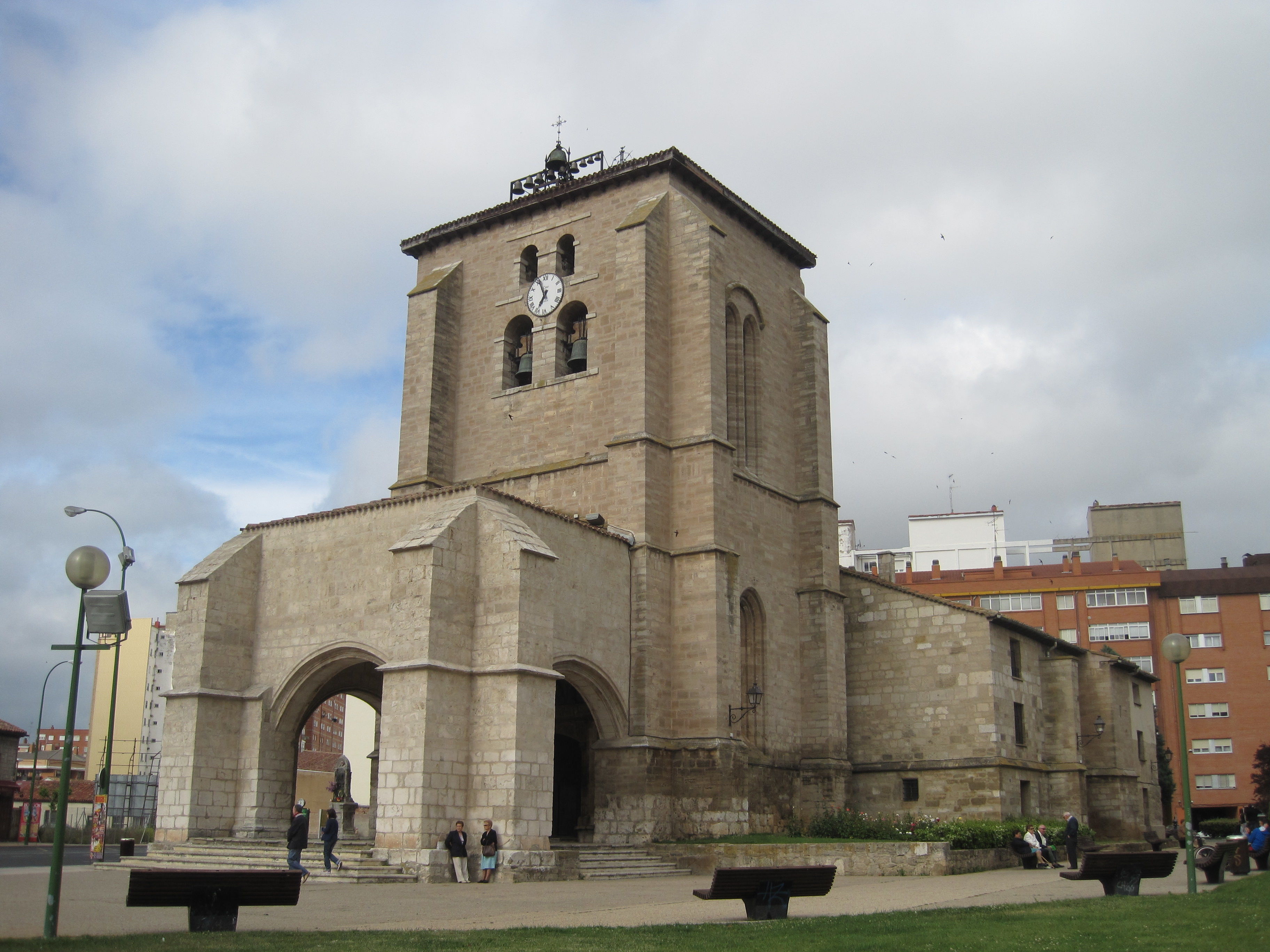 Iglesia de Santa Maria la Real y Antigua de Gamonal